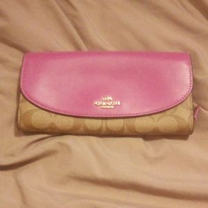 Coach wallet